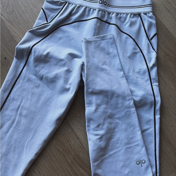ALO Yoga Pants - ALO Yoga Kids Leggings in White with Black Accents